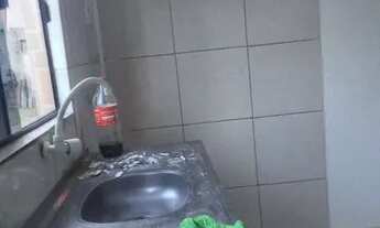 Imagem 2: ALUGO KITNETE COM GARAGEM EM ARNIQUEIRA