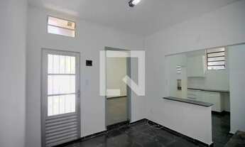 Imagem 6: Casa para Aluguel - Floresta, 3 Quartos, 60 m2