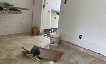 Imagem 2: Casa Duplex para Venda em Ibirité, Camargos, 2 dormitórios, 1 banheiro, 2 vagas