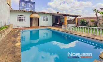 Imagem 3: Residência com 3 quartos à venda por R$ 750000.00, 212.20 m2 - UBERABA - CURITIBA/PR