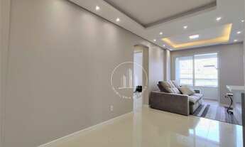 Imagem 2: Apartamento com 2 dormitórios à venda, 68 m² por R$ 670.000,00 - Abraão - Florianópolis/SC