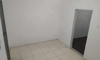 Imagem 2: Aluga-se Casa 3 Cômodos, Quintal e Garagem Jardim Silva/Mauá