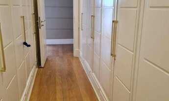 Imagem 7: Casa suspensa, vista 360º, 5 suítes, home-theater, escritório, terraço, 6 vagas no melhor