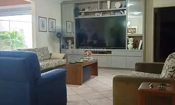 Imagem 6: Casa com 5 dormitórios, piscina e 4 vagas de garagem no bairro Vila Maria