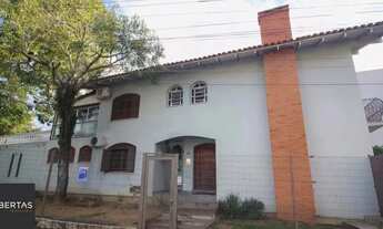 Imagem 3: Casa mobiliada próxima à Orla, com piscina, no bairro Vila Assunção