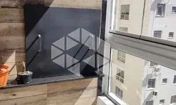 Imagem 4: Apartamento dois dormitórios, semi mobiliado com sacada e churrasqueira