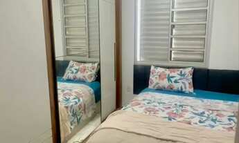 Imagem 2: Alugo casa semi mobiliada com loja grande embaixo