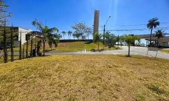 Imagem 3: Lote em oportunidade no Condomínio Vale Verde, com 450,00 m², quitado e registrado, aceita