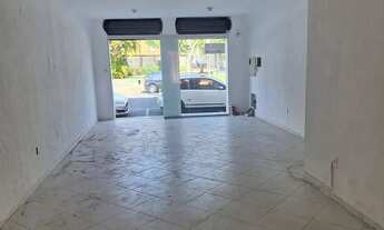 Imagem 2: Ponto comercial/Loja/Box para venda com 232 metros quadrados em Centro - Amparo - São Paul