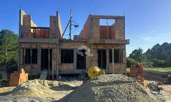 Imagem 6: Casa sobrado 3 dormitórios sendo 1 suítes em São João do Rio Vermelho/Florianópolis