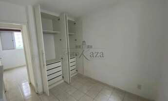 Imagem 10: Oportunidade - Apartamento - Vila Adyana - Residencial King Arthur - 3 Dormitórios - 60m²
