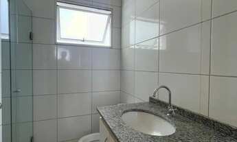 Imagem 6: Apartamento com armários planejados sendo 3 quartos 1 suíte e sacada