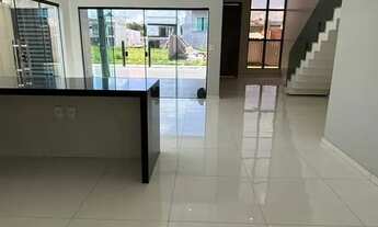 Imagem 7: Linda Casa de 2 Andares No Condomínio Euroville, com piscina