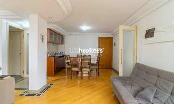 Imagem 4: Apartamento a Venda, 2 dormitórios, sendo 1 suíte, 2 Vagas,Água Verde, em Curitiba. REbrok