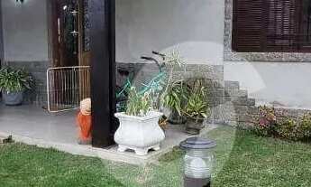 Imagem: Casa com 5 dormitórios à venda, 271 m²