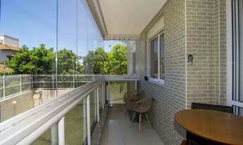 Imagem 7: Apartamento mobiliado, 3 quartos, suíte, 120m² privativo com acesso interno para praia do