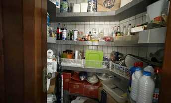 Imagem 3: Térrea para venda tem 381 metros quadrados com 6 quartos em Jardim Petrópolis - Maceió - A