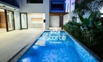 Imagem 7: Casa alto padrão estilo sobrado com 4 suítes à venda, 300m² por R$ 3.550.000 - Condomínio