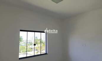 Imagem 13: Casa residencial com 3 quartos sendo 1 suíte disponível para locação no bairro Lidice em U