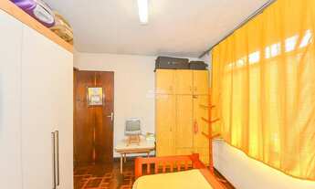 Imagem 4: APOLAR VENDE EXCELENTE CASA TERREA FRENTE PARA RUA NO BOQUEIRAO EM CURITIBA