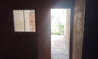 Imagem 5: Vende-se um imóvel na quadra 24 do Paranoá-DF, contendo 1 casa e 1 quitinete