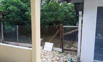 Imagem 5: Vende-se casa com amplo terreno de 480m² no bairro Espinheiros, Itajaí