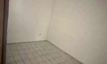 Imagem 5: Casa de rua - (2 quartos) Dixsept de rosado - 1º andar