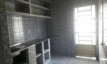 Imagem 2: Casa no Santos Dumont 2 quartos c/ suíte