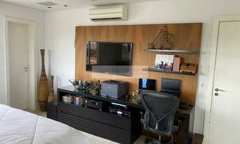 Imagem 5: BELÍSSIMO APARTAMENTO EM CAMPO BELO COM 180m²