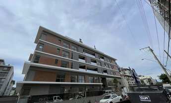 Imagem 2: Jurerê. Apto com 105m2 a poucos passos do mar. Prestes a entregar