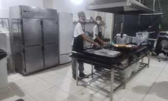 Imagem 2: Vendo Cozinha Delivery em funcionamento . Ótima localização
