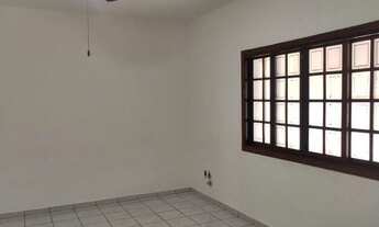 Imagem 3: Casa para venda no Parque São Domingos em Pindamonhangaba-SP