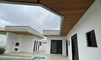 Imagem 6: Casa para venda tem 200 metros quadrados com 4 quartos em Santa Regina - Camboriú - SC