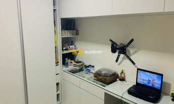 Imagem 6: 2 quartos sendo 1 suíte, sala ampla para 2 ambientes, Varanda