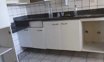 Imagem 7: Apartamento para aluguel e venda possui 70 metros quadrados com 2 quartos