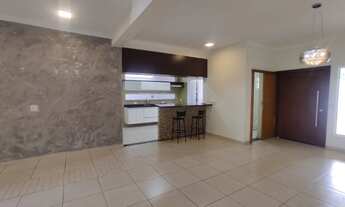 Imagem 5: Sobrado para locação em residencial fechado com 03 dormitórios e piscina