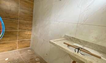 Imagem 2: VENDO DUPLEX INDIVIDUAL NA COSTA AZUL 3QTS 3BANHEIROS - EXCELENTE LOCALIZAÇÃO