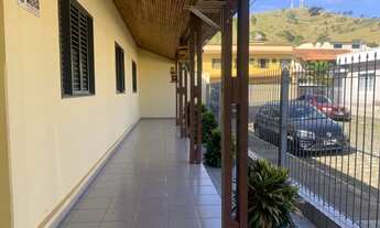 Imagem: Oportunidade única - Casa no centro por