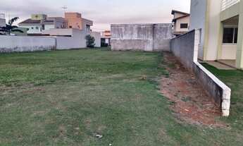 Imagem: Lote/Terreno para venda com 300 m² Condomínio