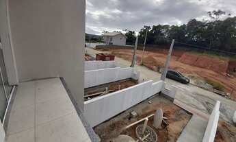 Imagem 2: Sobrado c/ 02 suites em São José-SC