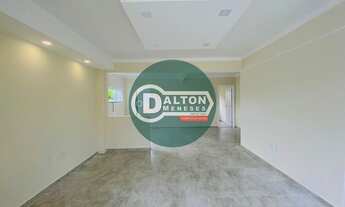 Imagem 5: Sobrado com 04 dormitórios à venda no Rio Vermelho / Praia do Moçambique!