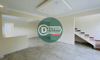 Imagem 6: Sobrado com 04 dormitórios à venda no Rio Vermelho / Praia do Moçambique!