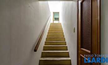 Imagem 6: CASA ASSOBRADADA - REAL PARQUE - SP