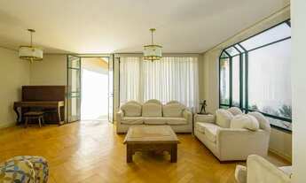 Imagem 2: Casa para venda com 288 metros quadrados com 5 quartos em Jardim das Bandeiras - São Paulo