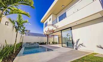 Imagem 2: Sobrado Maravilhoso no Condomínio Jardins Versailles - Uberlândia-MG