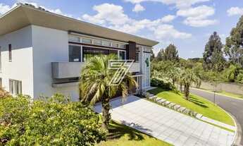 Imagem 4: Casa de condomínio para venda possui 879 metros quadrados