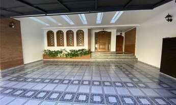 Imagem: Sobrado 260m², com 4 dormitórios, sendo