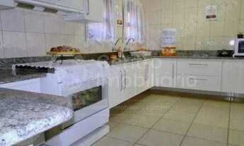 Imagem 5: CASA à venda com piscina e 5 quartos em Peruíbe, no bairro Bougainvillee I