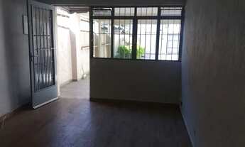 Imagem 2: Casa térrea próxima da estação do metrô Vila Sônia