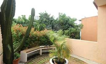 Imagem 3: Casa tipo para venda com 4 quartos, 250m²